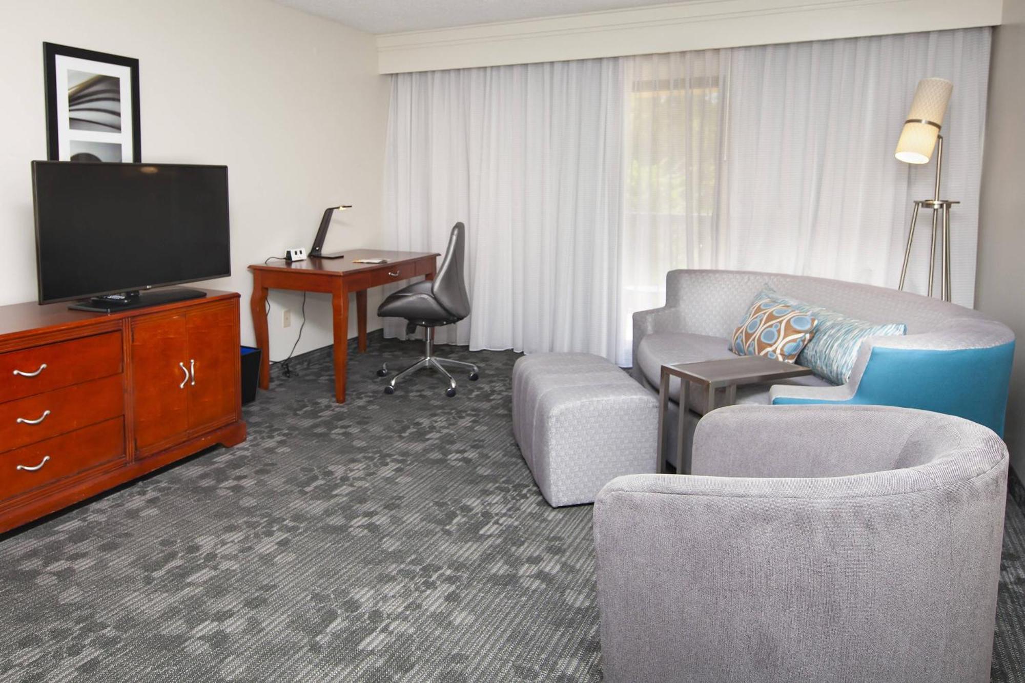 Courtyard By Marriott Valdosta Hotel Eksteriør billede